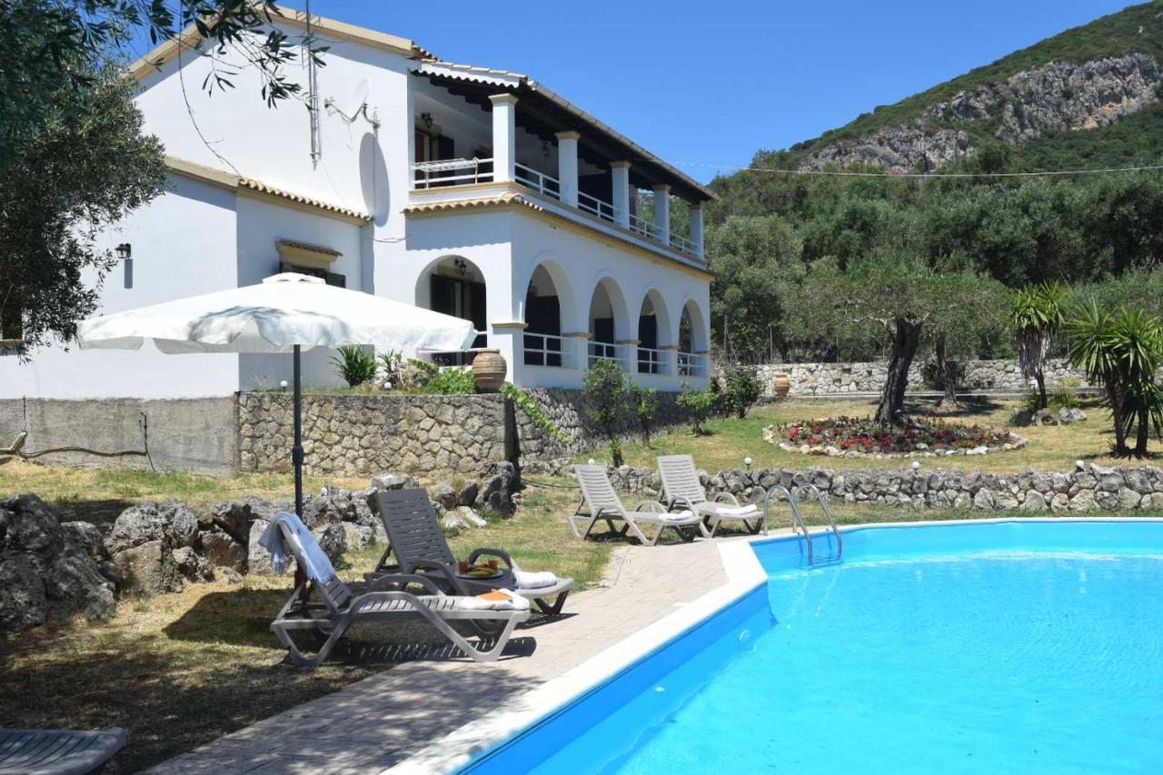 Villa Eirini by Hotelius Liapades Dış mekan fotoğraf