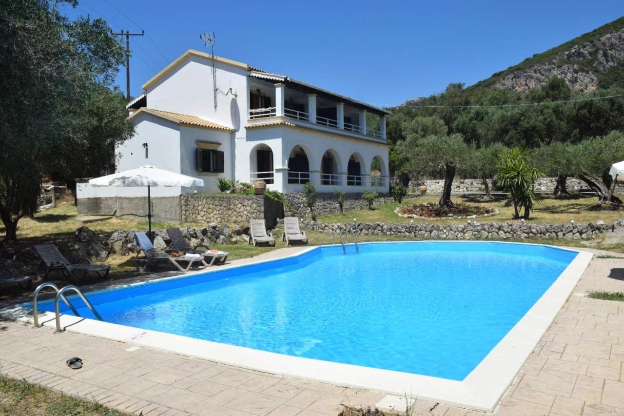 Villa Eirini by Hotelius Liapades Dış mekan fotoğraf